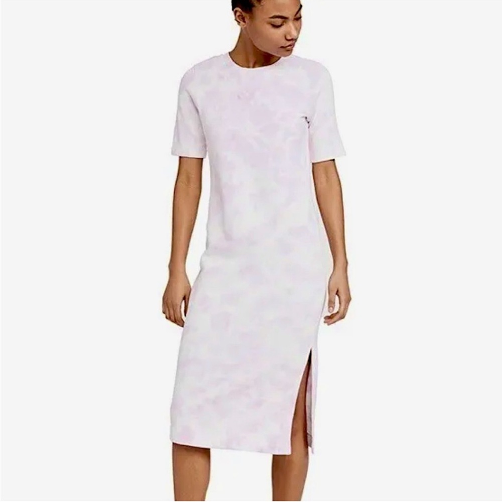 525 America Tie Dye Terry Midi T-Shirt Dress Electric
Lilac White Purple Small